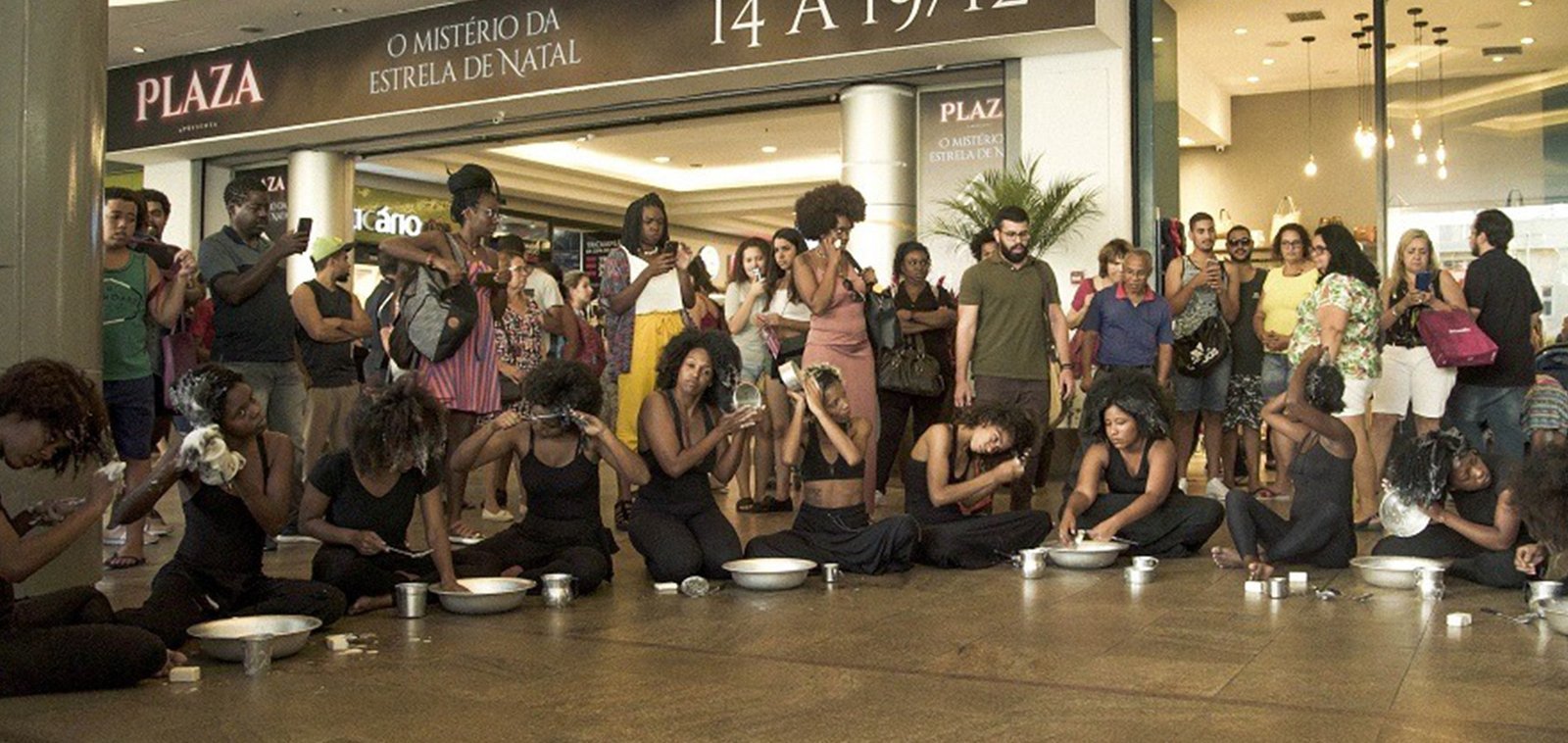 Rolê – Histórias dos Rolezinhos